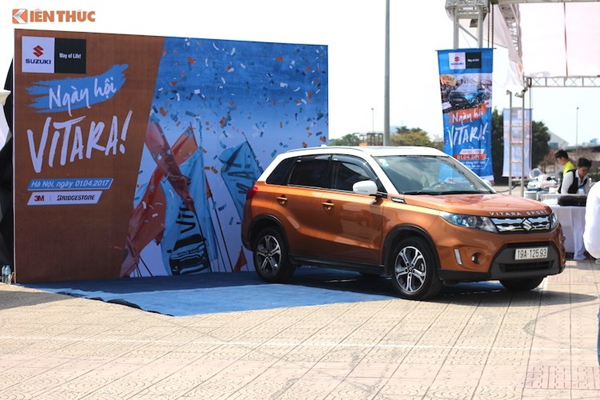 Xe “e” Suzuki Vitara giam 60 trieu dong tai Viet Nam-Hinh-9